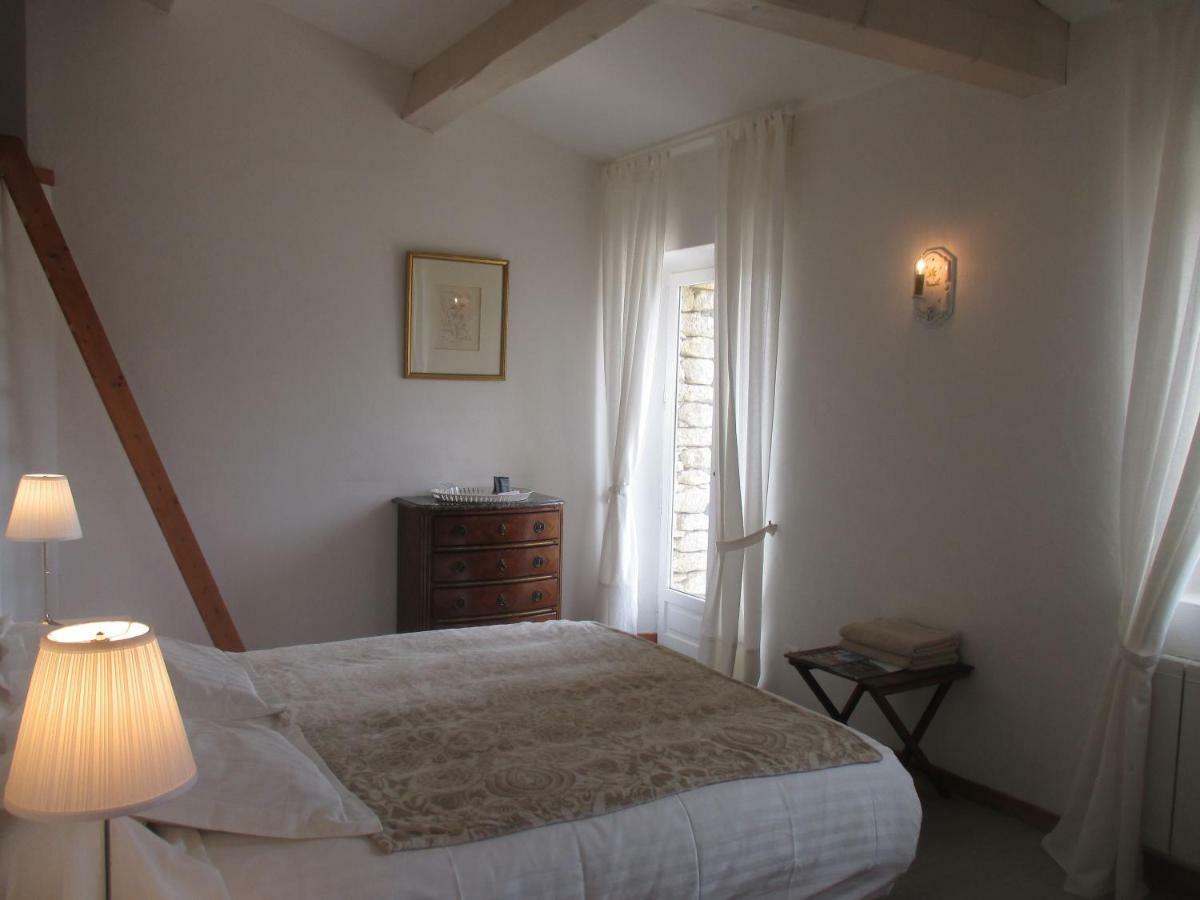 Bacchus En Luberon Bed & Breakfast Gordes Bagian luar foto